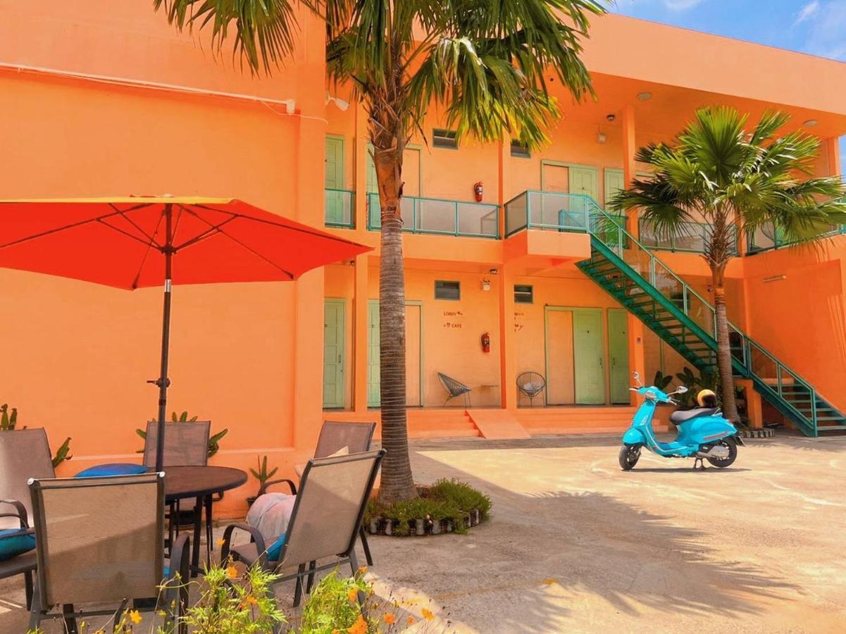 Alley51 Hotel Surat Thani Esterno foto