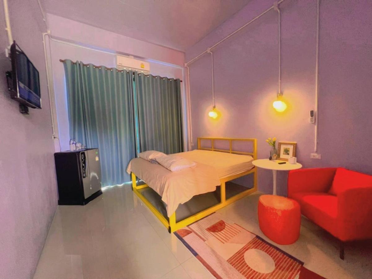 Alley51 Hotel Surat Thani Esterno foto
