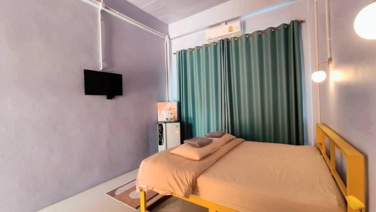 Alley51 Hotel Surat Thani Esterno foto