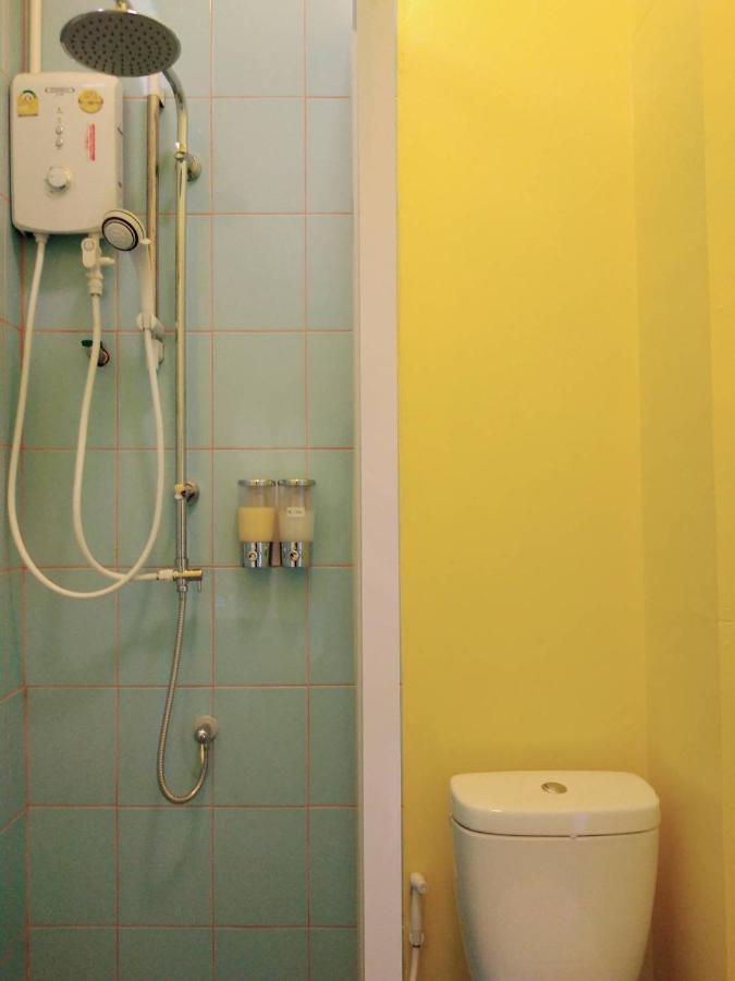 Alley51 Hotel Surat Thani Esterno foto